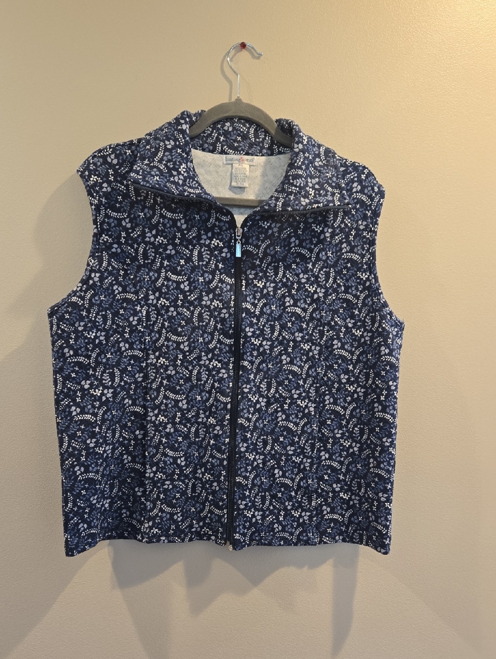 Hasting & Smith Navy Floral Zip-Front Vest